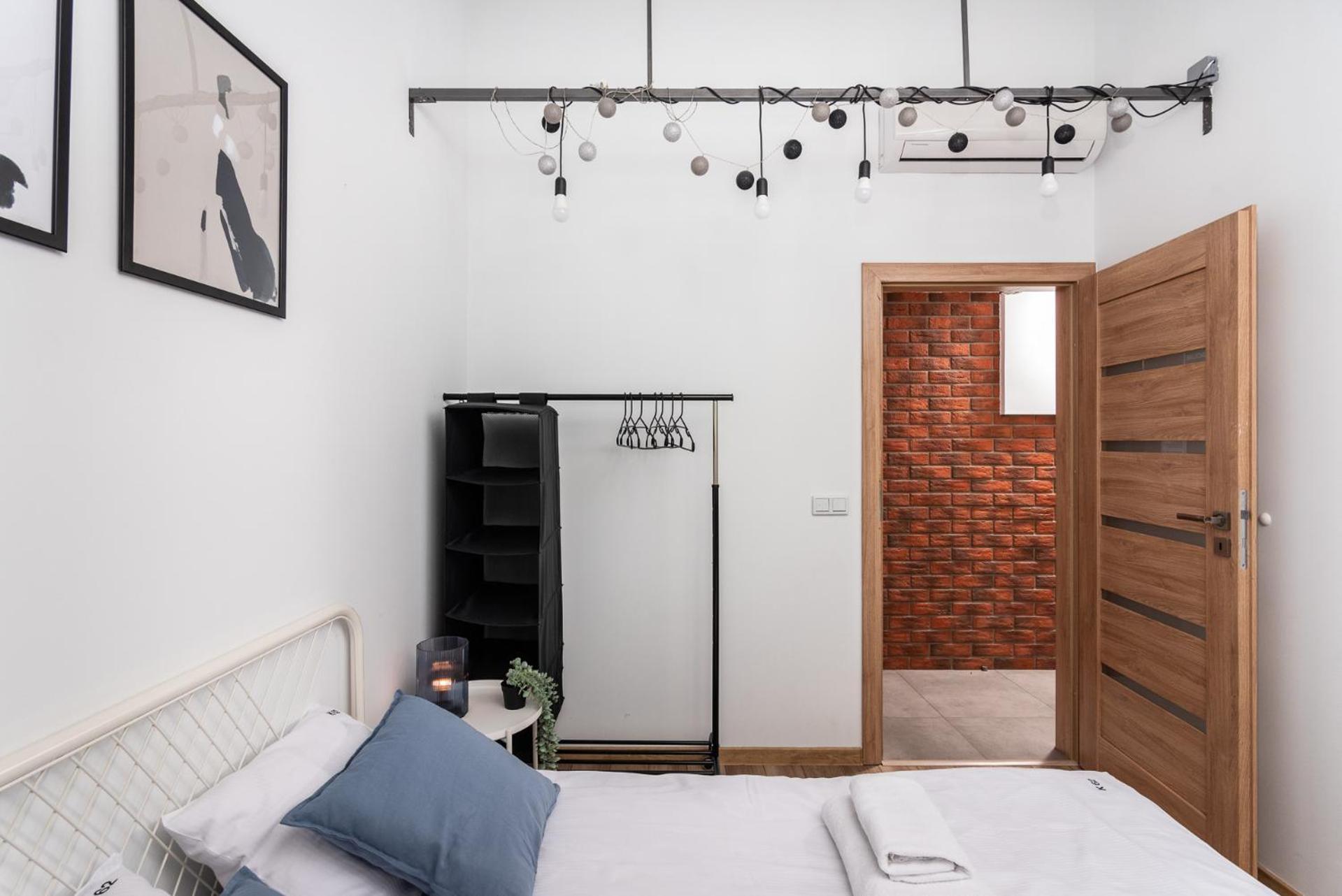 Blossom - Old Town Residence - By Upstairs Krakow Dış mekan fotoğraf